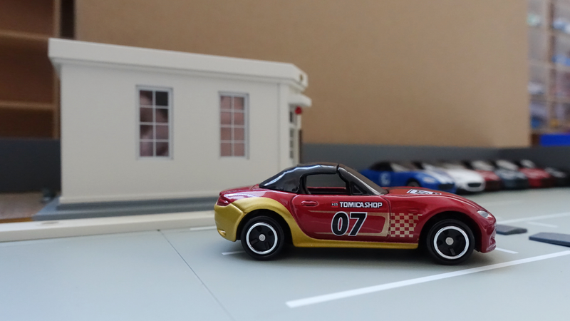 Illustration for article titled Land of the Rising Sun(day): Mazda Roadster
